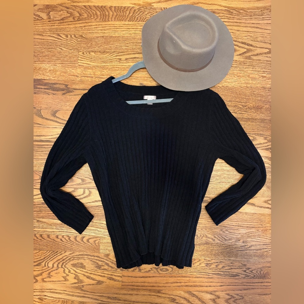 White Stag Black Ribbed Sweater 2XL